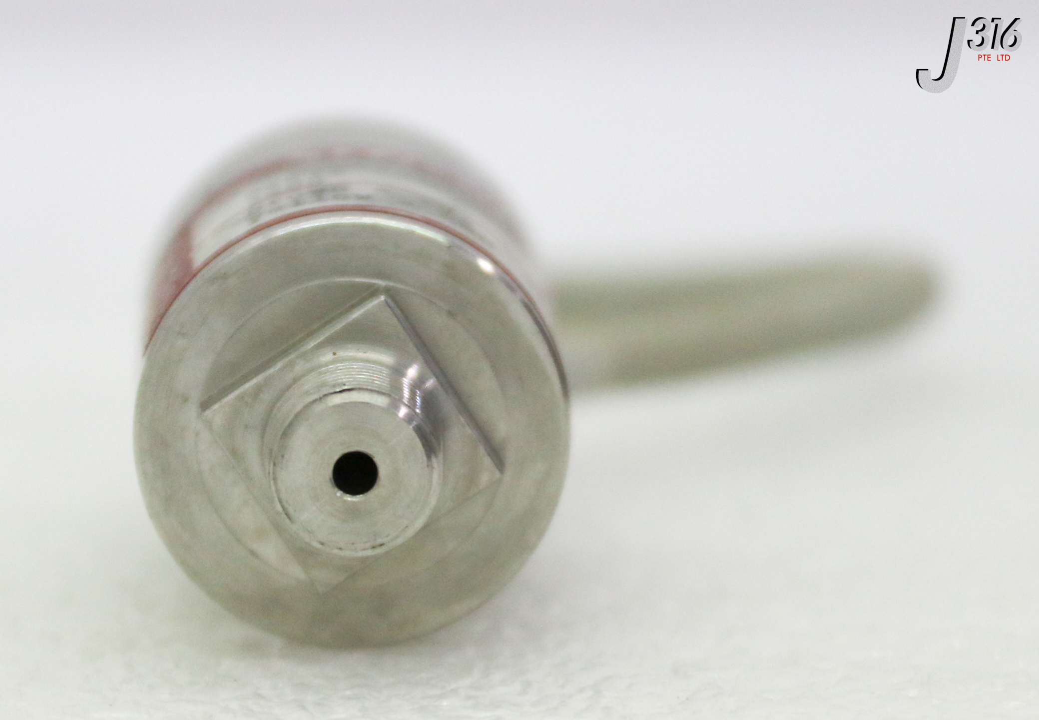 35168 SENSOR TECHNICS PRESSURE SWITCH, -14.7 - 10 PSIG, AMAT 0090